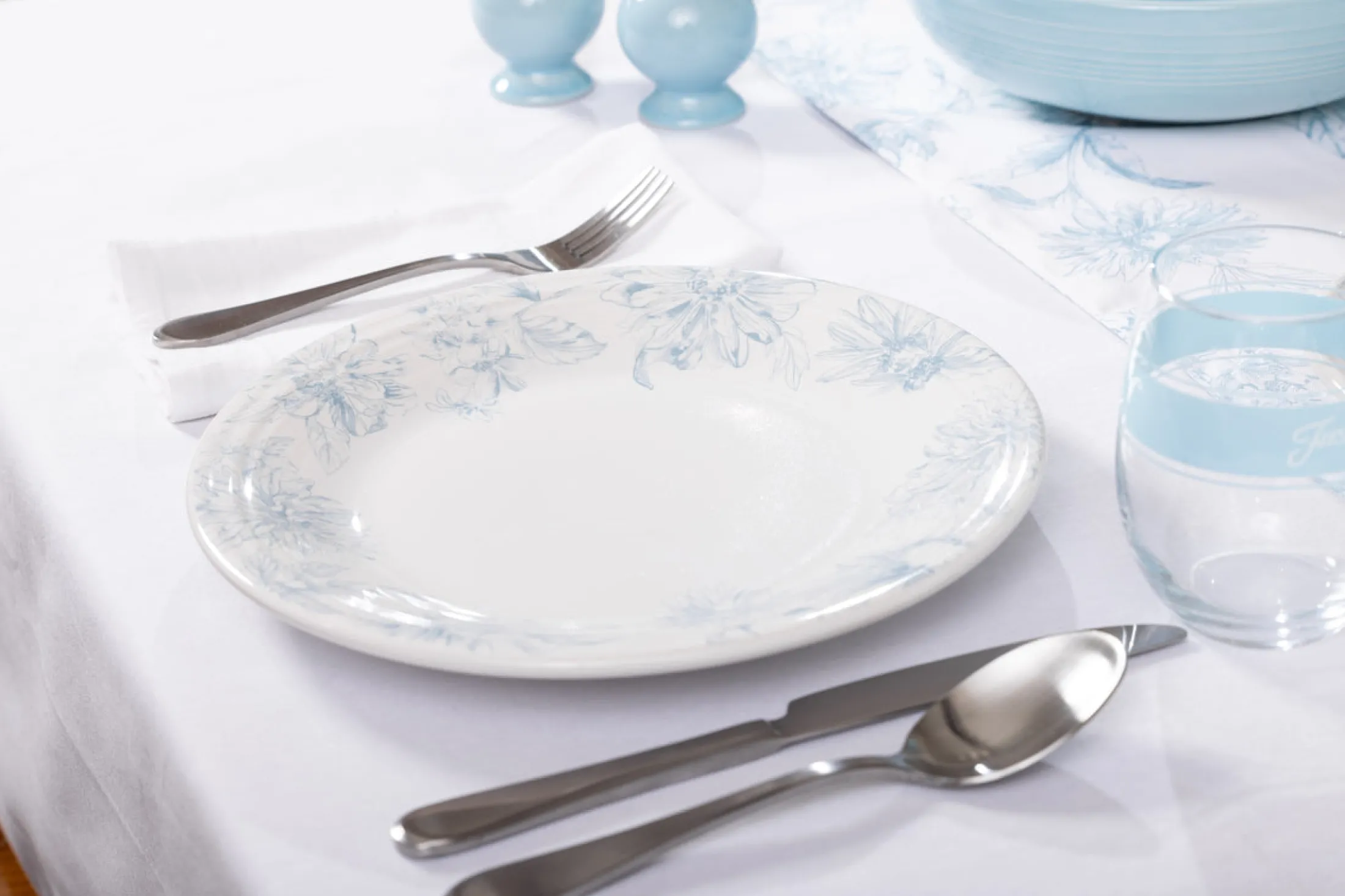 Botanical Floral Classic Rim 10 1/2 Inch Dinner Plate