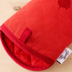 Falling Strawberries 4-Pack Oven Mitt Set