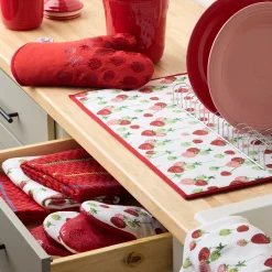Falling Strawberries 4-Pack Oven Mitt Set