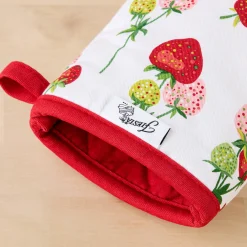 Falling Strawberries 4-Pack Oven Mitt Set