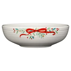 Holly Berry Christmas Garland Bistro Coupe 9 5/8 Inch Large Bowl 68 OZ