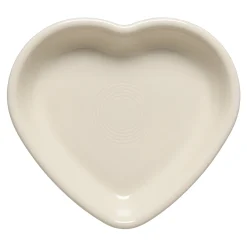 Linen 7 1/2 Inch Medium Heart Shaped Bowl 17 OZ