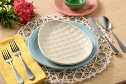 Linen Embossed Egg Shaped Plate 10 Inch