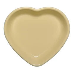 Retired Fiesta 7 1/2 Inch Medium Heart Shaped Bowl 17 OZ